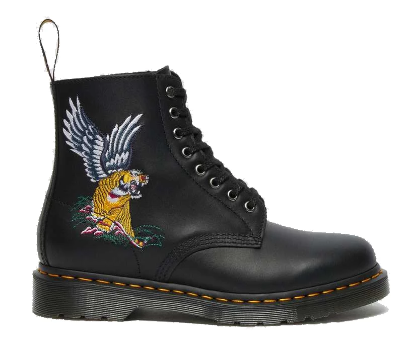 Dr Martens 1460 Souvenir Black 3 Dr Martens 1460 Souvenir Black